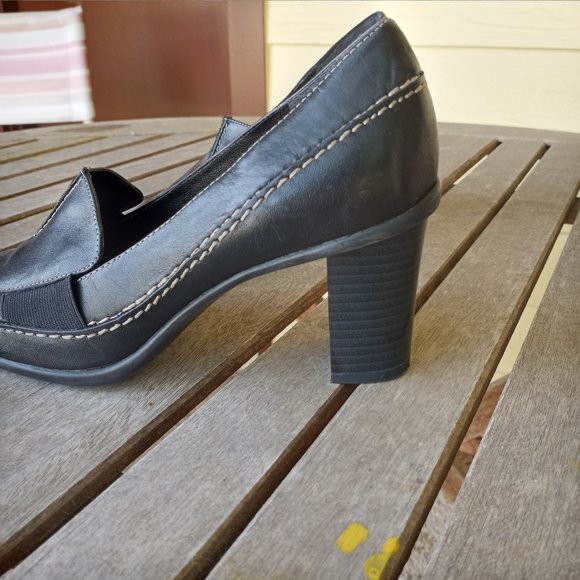 what's what by Aerosoles black heels - Picture 1 of 3